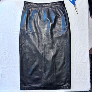 Vintage Siena 100% Leather Pencil Skirt
